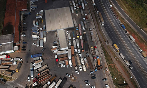 huelga de camioneros en Brasil Camioneros bloquean las principales autovías y autopistas en Brasil